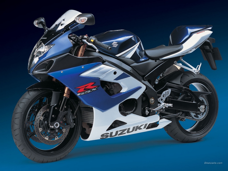 Suzuki_GSX-R_1000_2005_07_800x600.jpg